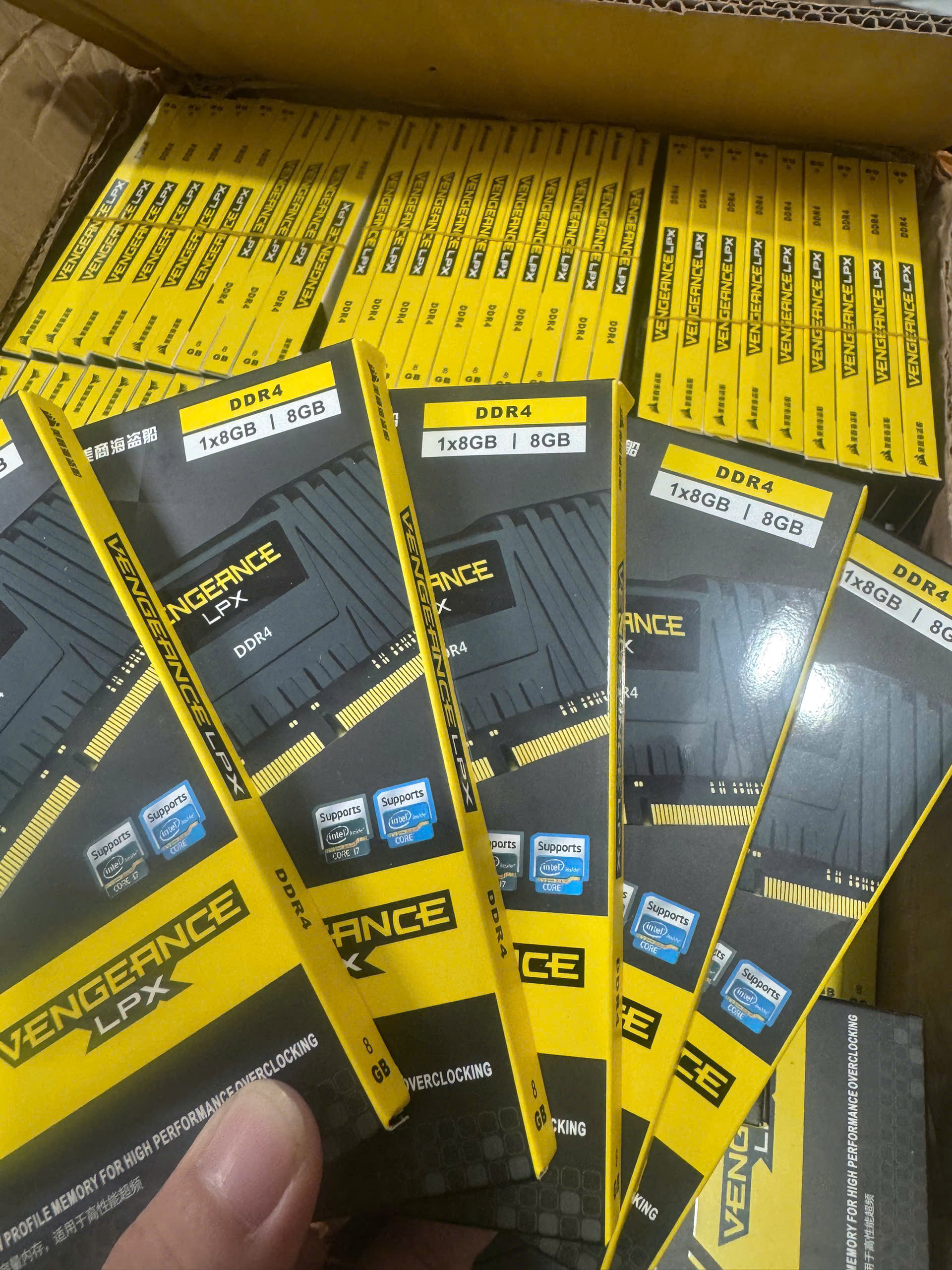 Ram PC Corsair Vengeance LPX 8GB/3200Mhz – Hiệu Suất Ổn Định Bảo Hành 36 Tháng