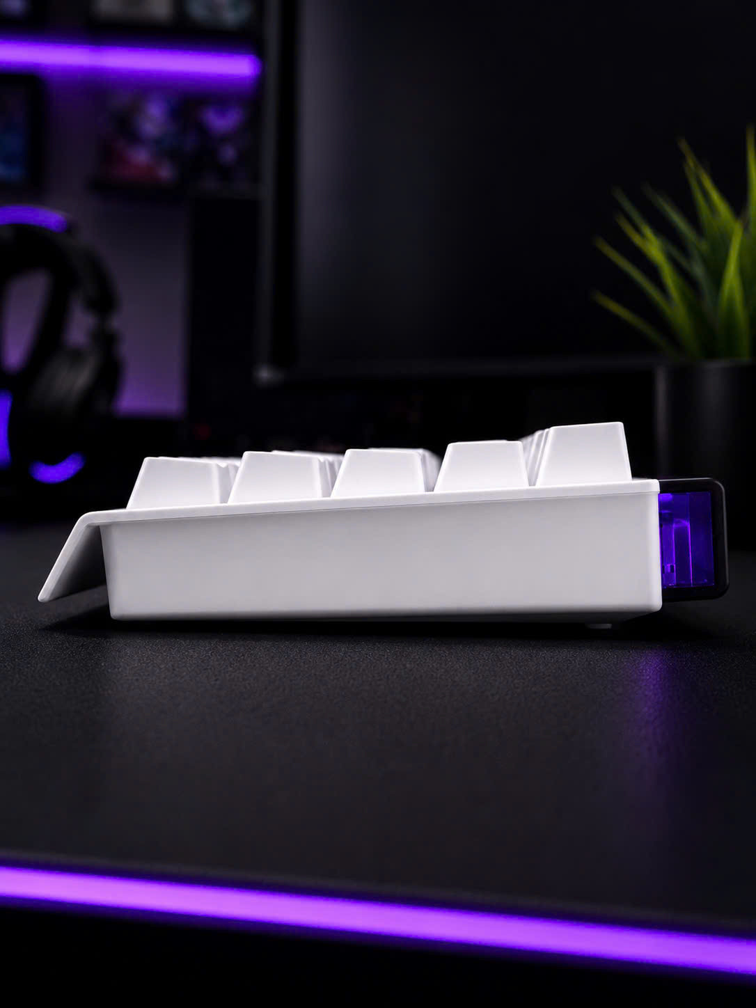 Bàn Phím Cơ X-STAR X68 PRO Wireless RGB Hot Swap 68 Phím Bluetooth/2.4G/USB-C Gaming