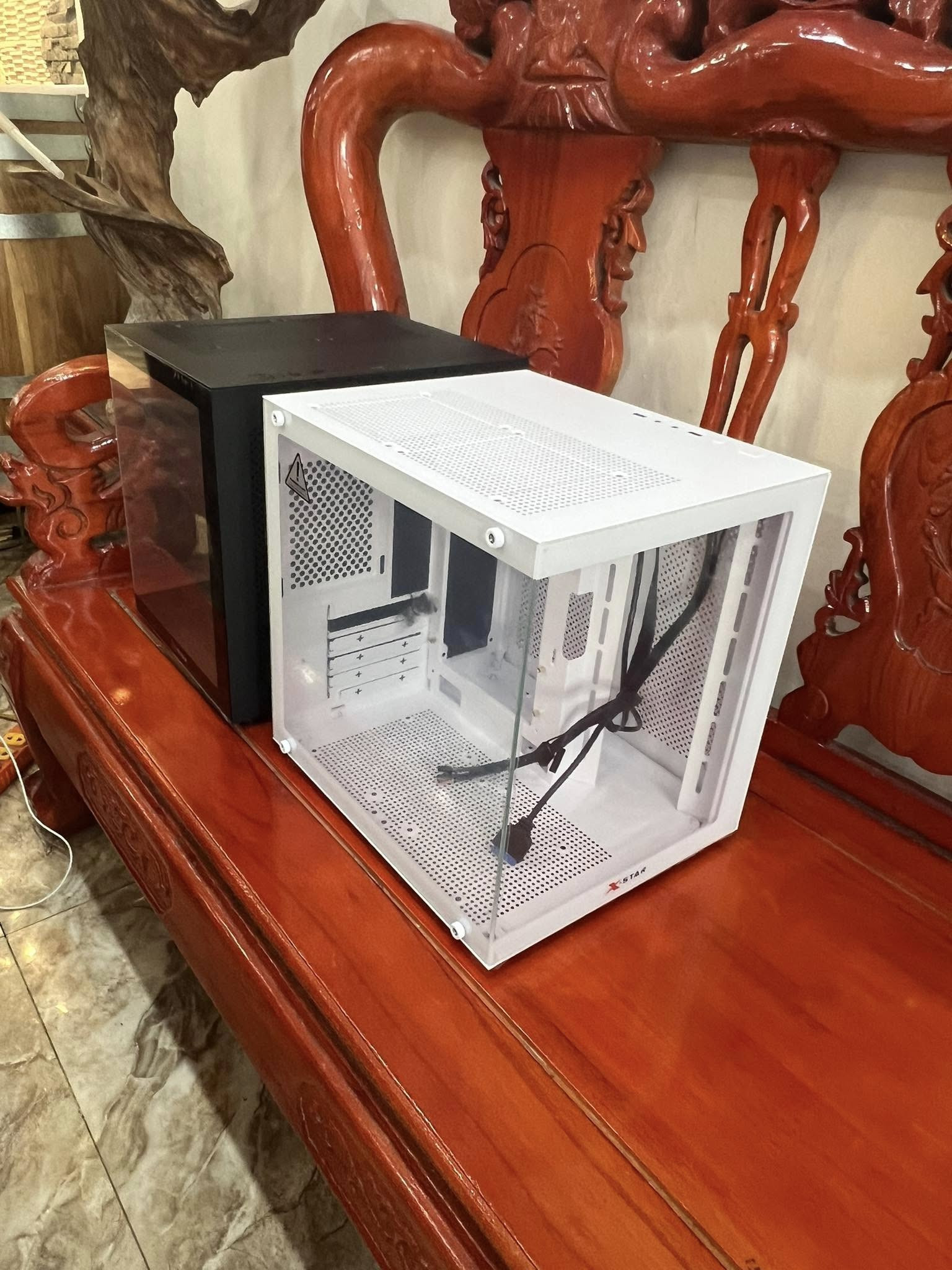 Vỏ case bể cá Xstar sea view 2 mặt kính(mATX/Mid Tower/Black) chưa bao gồm fan