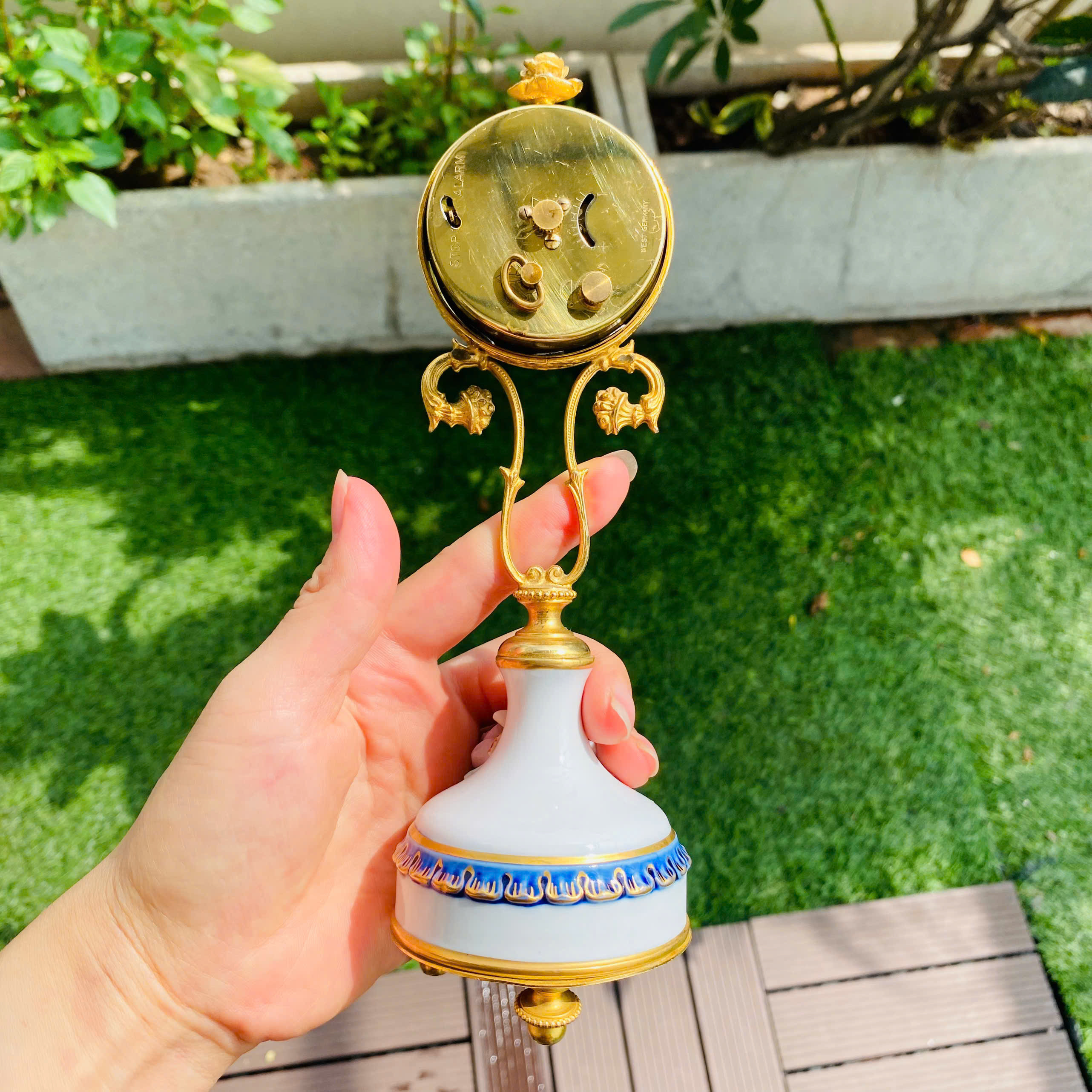 Đồng hồ báo thức Blessing cót ngày
