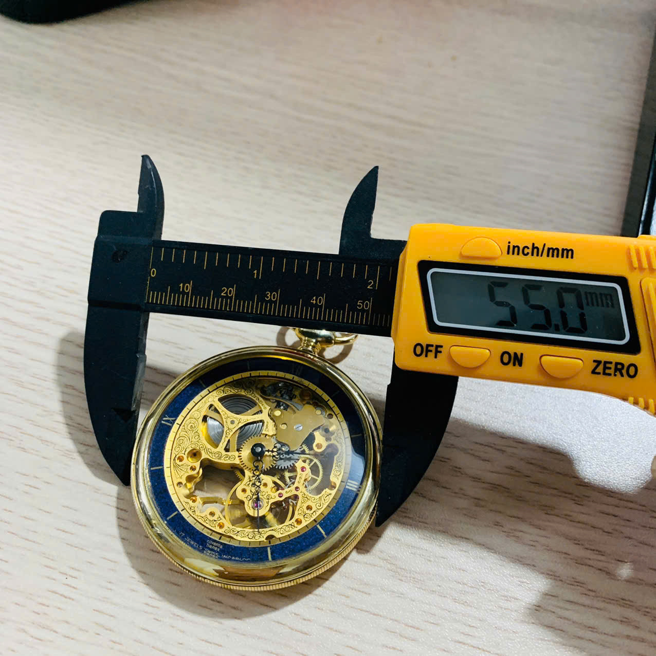 Đồng hồ quả quýt Roventa Henex Thụy Sĩ lộ cơ