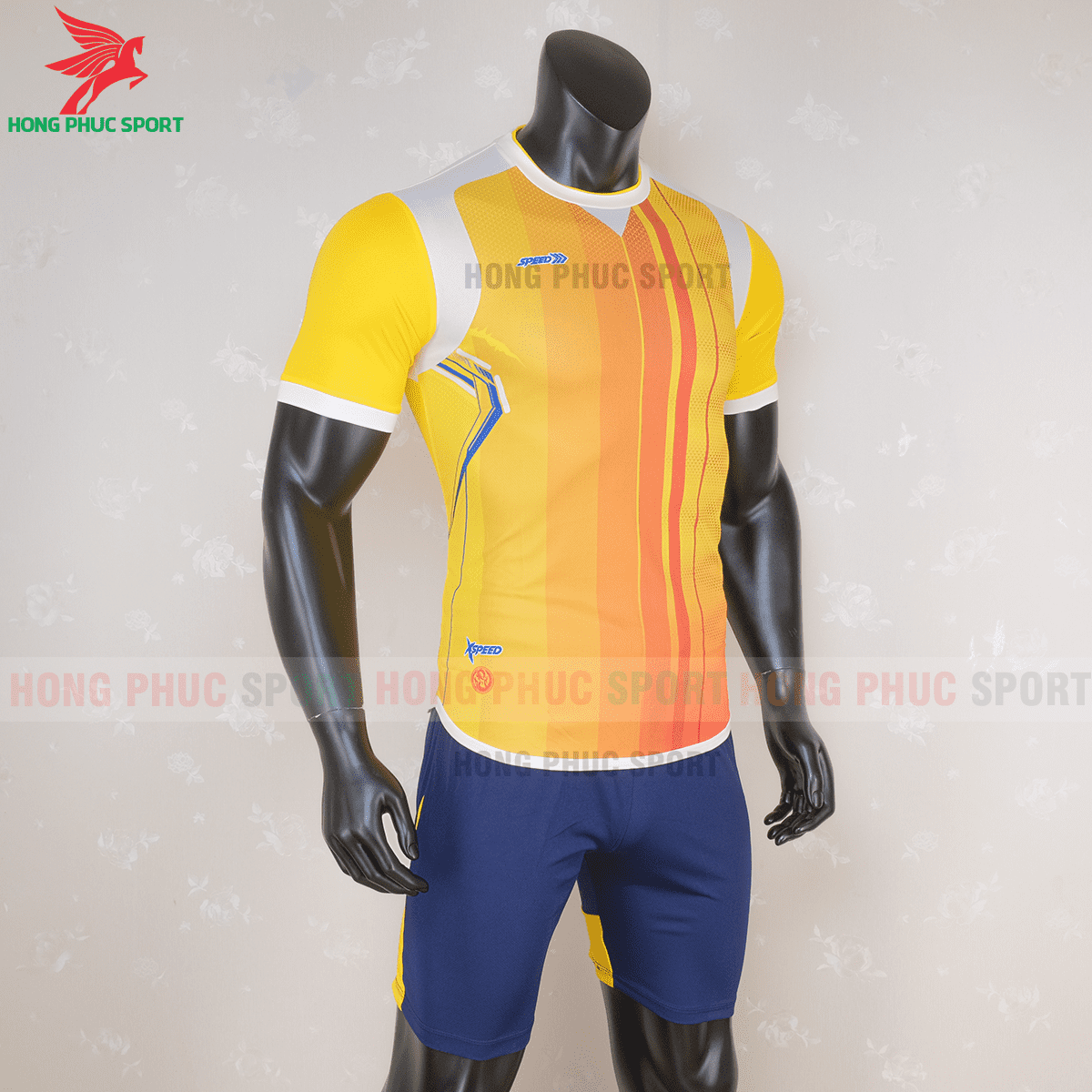 Áo không logo SPEED 2020 vàng(phải)