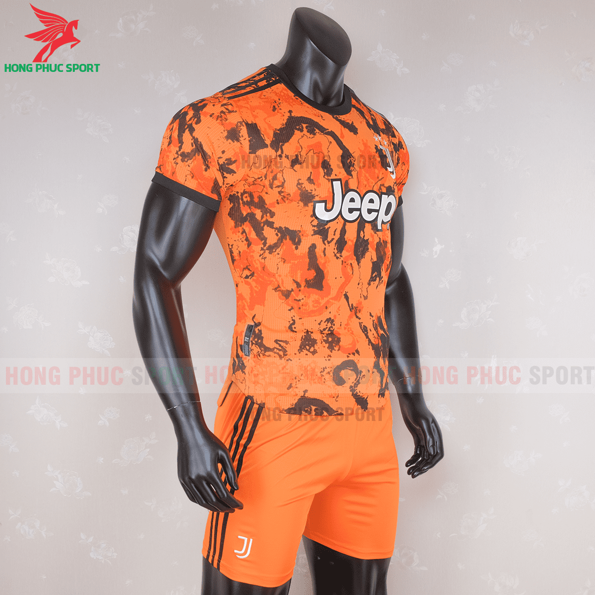 Áo đấu Juvetus 2020-2021 sân nhà 3(phải)