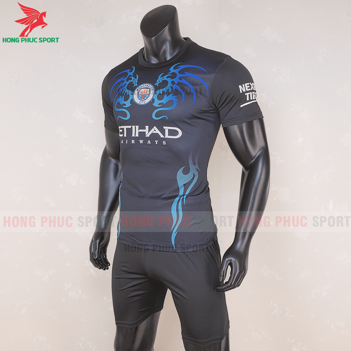 Áo đáu Manchester City 2020 2021 mẫu thứ 3(trái)