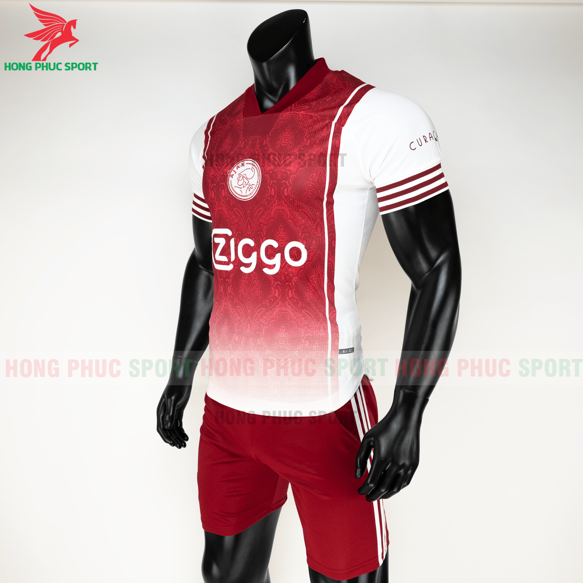 Áo đấu Ajax Amsterdam 2020 phiên bản fan hàng Thailand (trái)