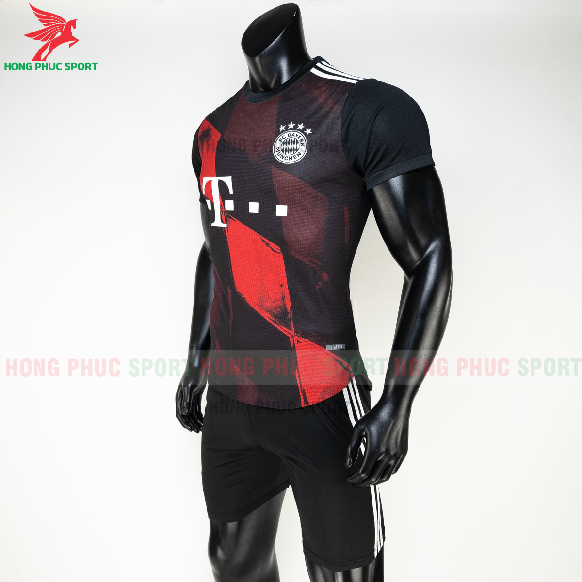 Áo đấu Bayern Munich 2020 mẫu thứ 3 hàng Thailand (trái)