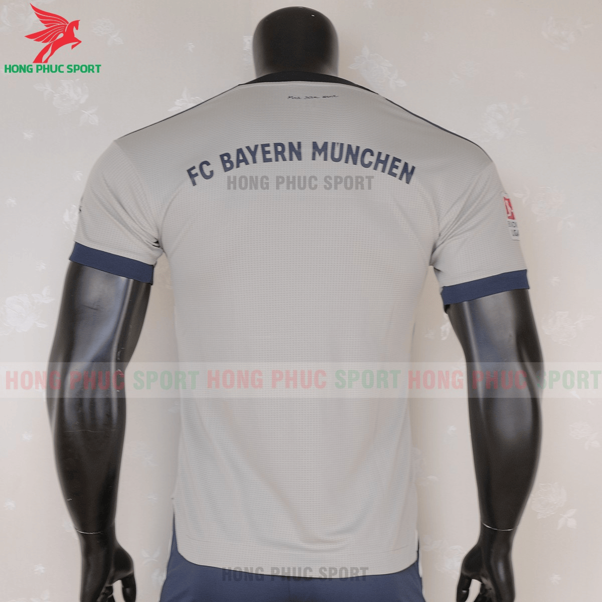Áo Bayern Munich 2020 mẫu thứ 4 (sau)