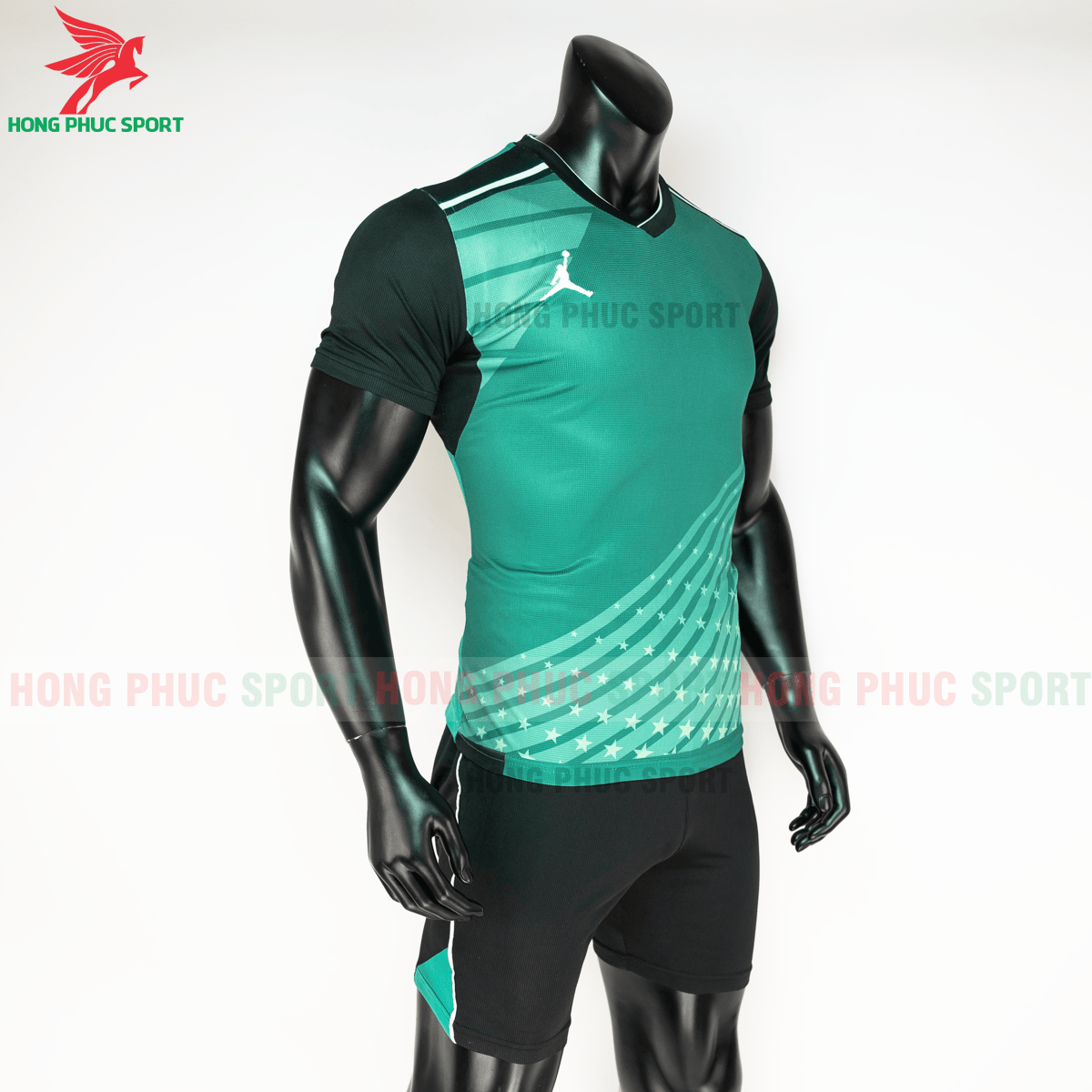 Quần áo bóng chuyền Jordan 2020 mẫu 3 (phải)
