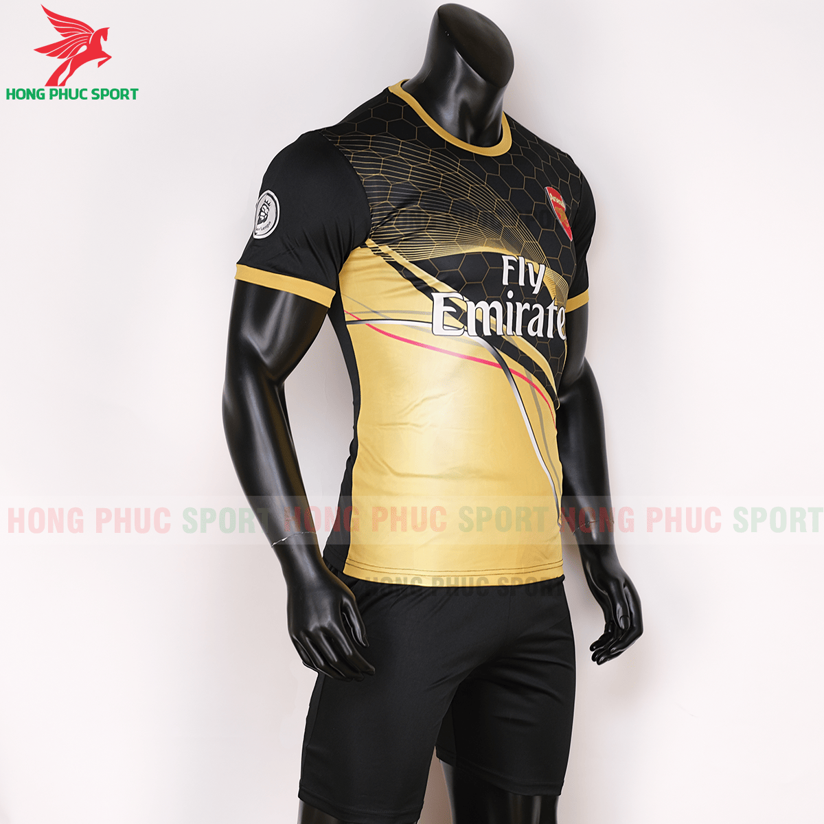 Ảnh áo đấu Arsenal 20-21 phiên bản Fan 8 (phải)