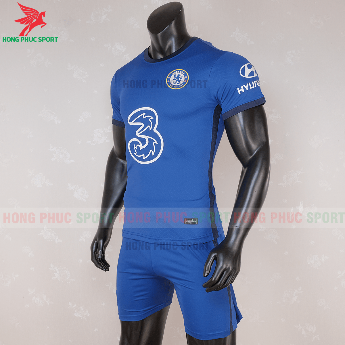 Áo đấu Chelsea 2020 sân nhà (trái)