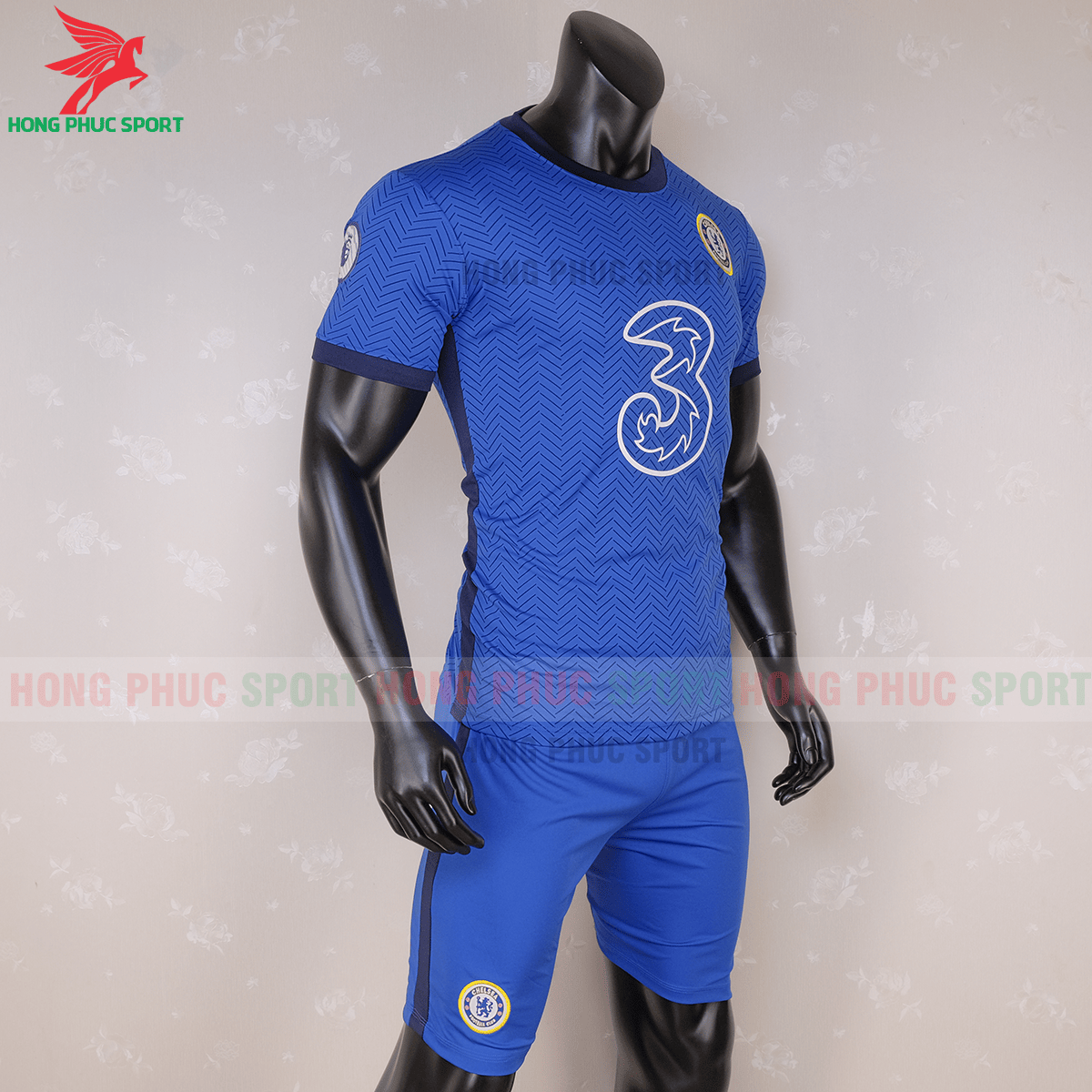 Áo đấu Chelsea 2020 sân nhà (phải)