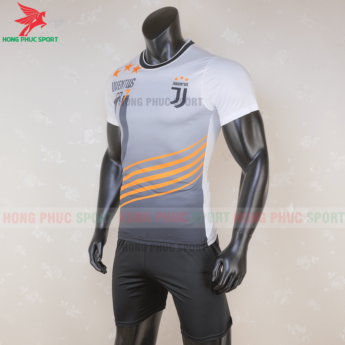 Áo đấu Juventus 2020 phiên bản fan 5 (trái)