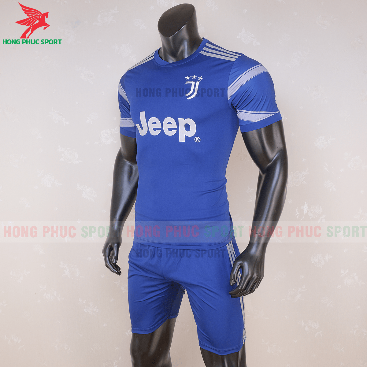 Áo đấu Juventus 2020 phiên bản Fan (trái)