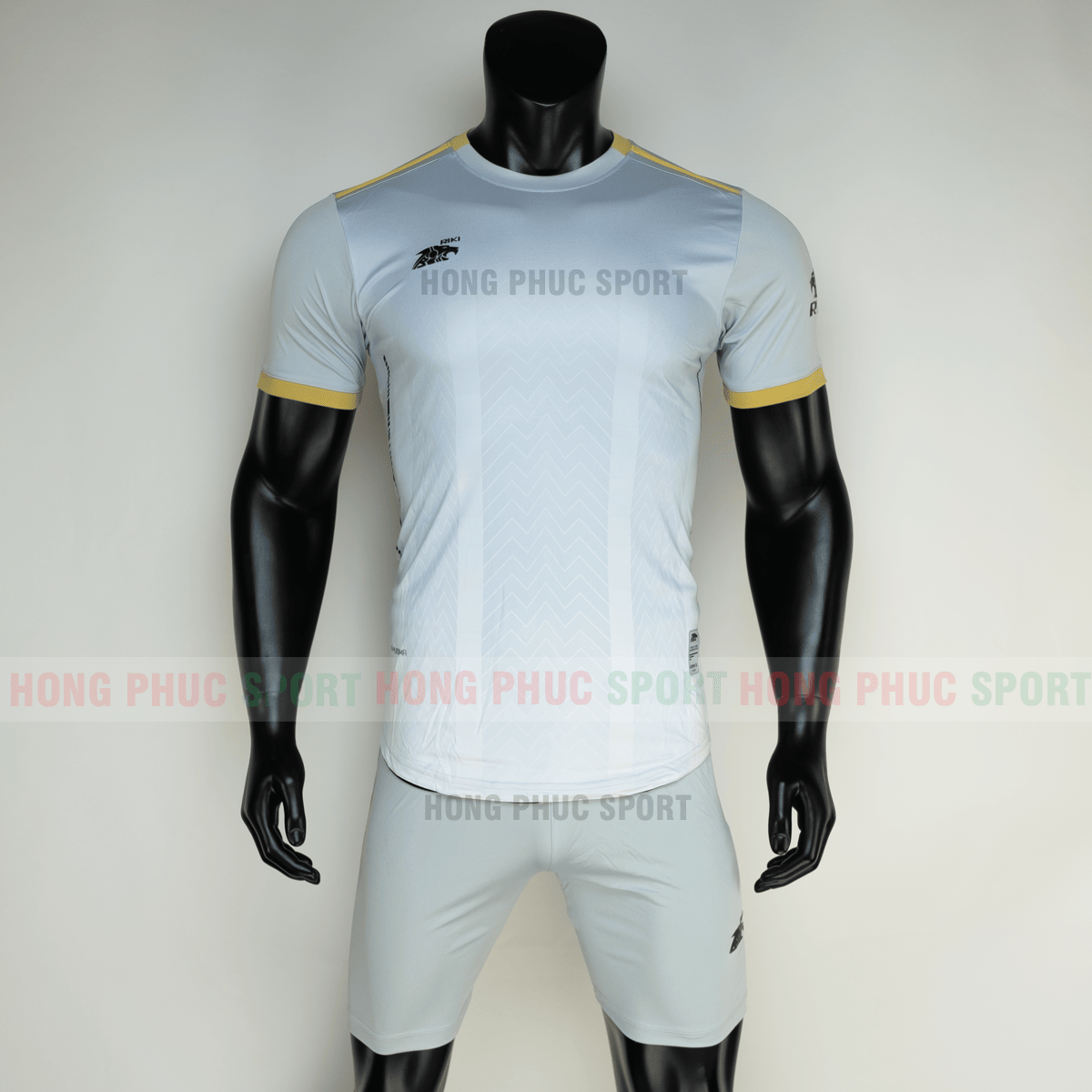 Áo đá banh không logo RIKI FURIOR 2021 màu trắng (trước)