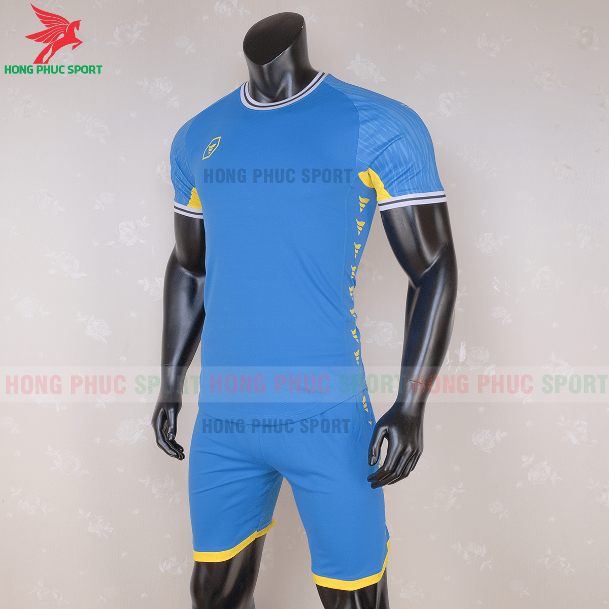 Áo không logo TA-A06 2020 xanh dương (trái)