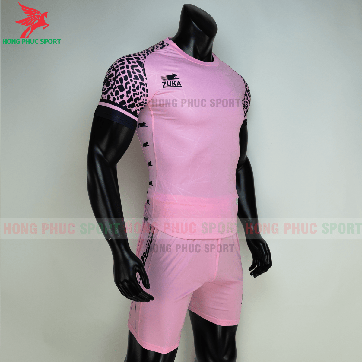 Áo đá banh không logo ZUKA 02 2021 màu Hồng (phải)