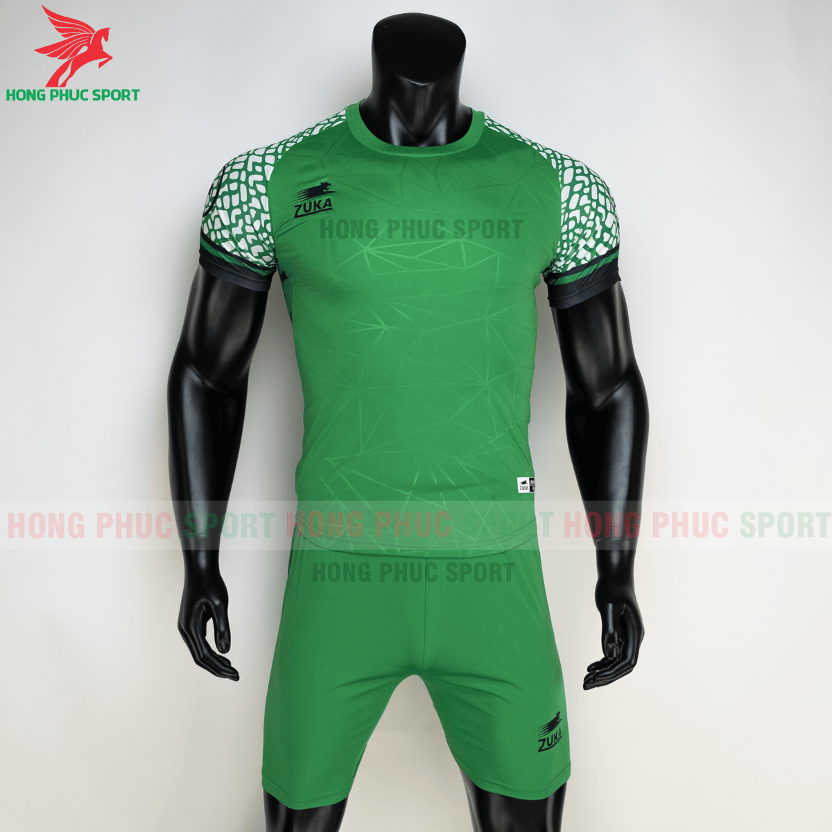 Áo đá banh không logo ZUKA 02 2021 màu Xanh lá (trước)