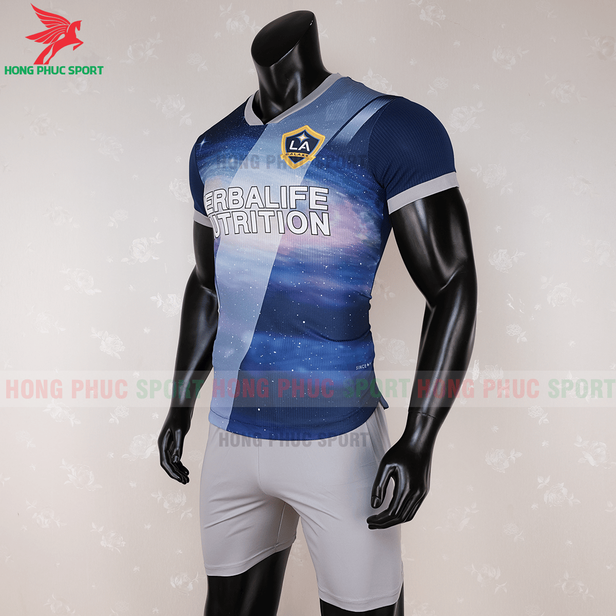 Áo đấu LA Galaxy 2020 phiên bản Fan (trái)