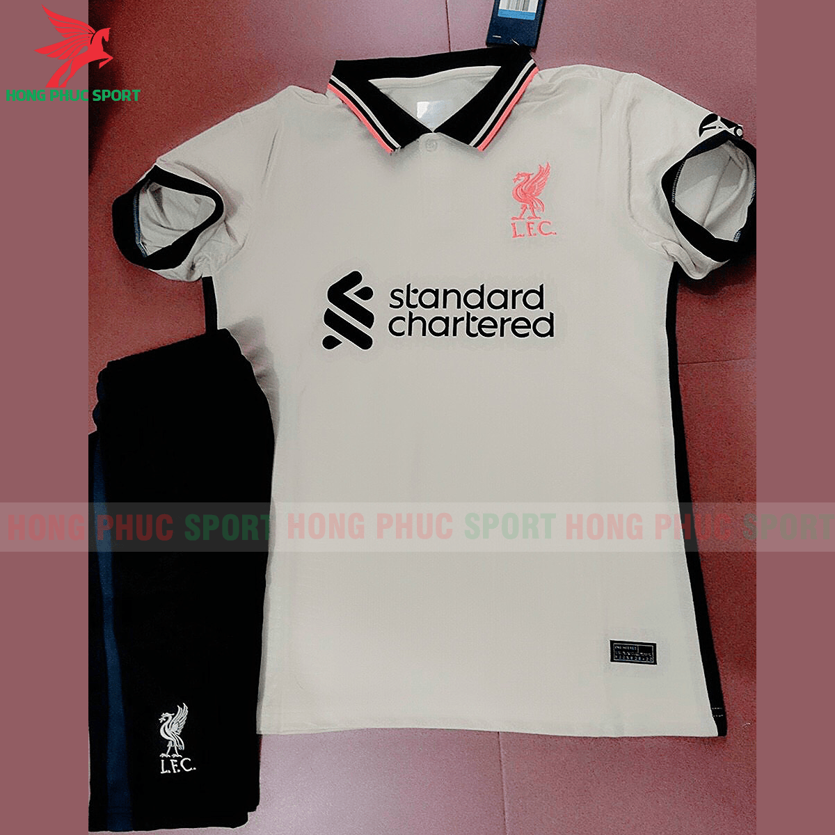 Áo đấu Liverpool 2021 2022 sân khách