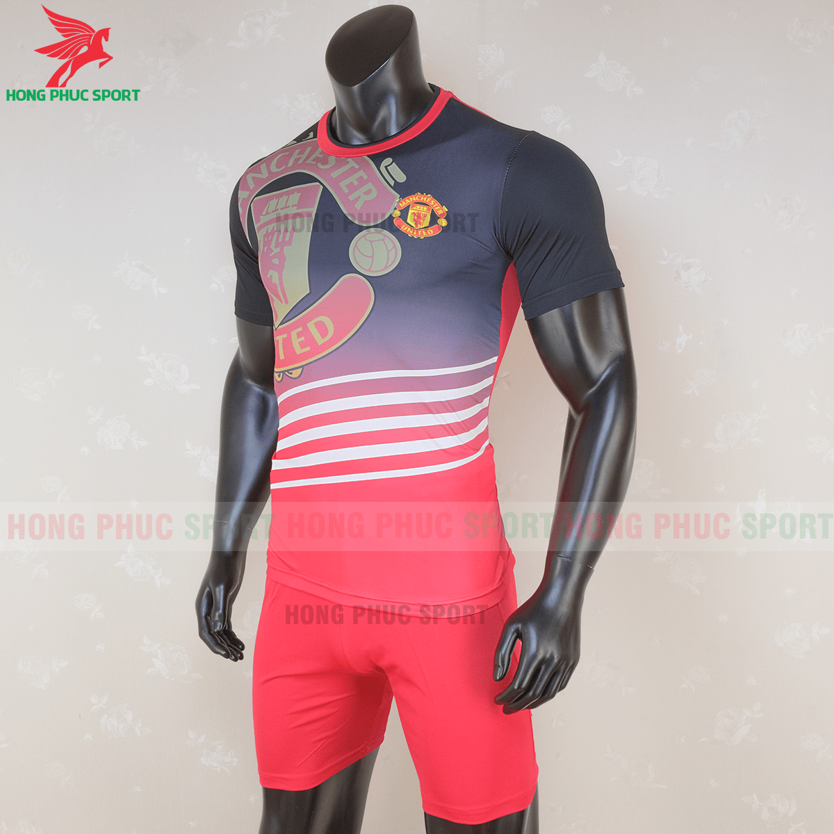 Áo đấo Manchester United phiên bản Fan 6 (trái)