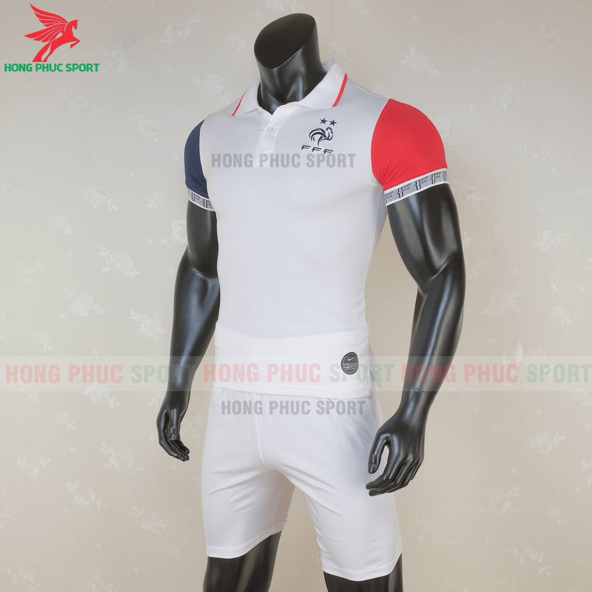 Áo Polo tuyển Pháp 2020 (trái)
