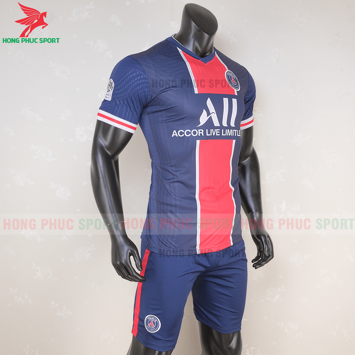Áo đấu PSG 2020 sân nhà (phải)