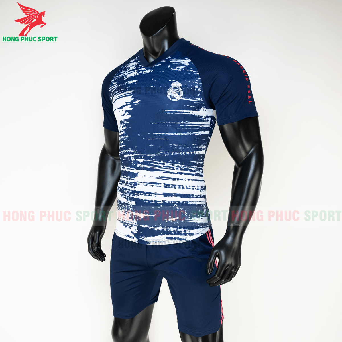Áo bóng đá Real Madrid 2020 2021 Pre-match (trái)
