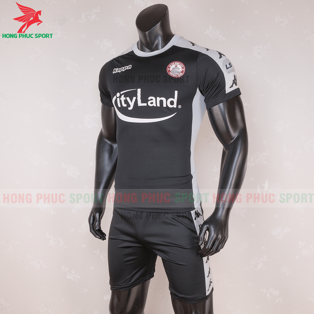 Áo thủ môn TP.Hồ Chí Minh 2020 (trái)