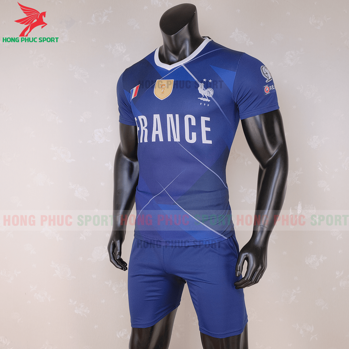 Áo đấu tuyển Pháp 2020 phiên bản Fan (trái)