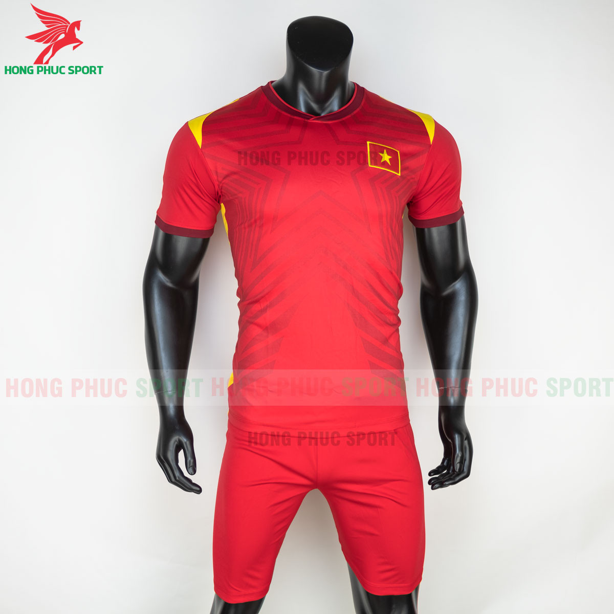 Áo bóng đá tuyển Việt Nam sân nhà 2021 (trước)