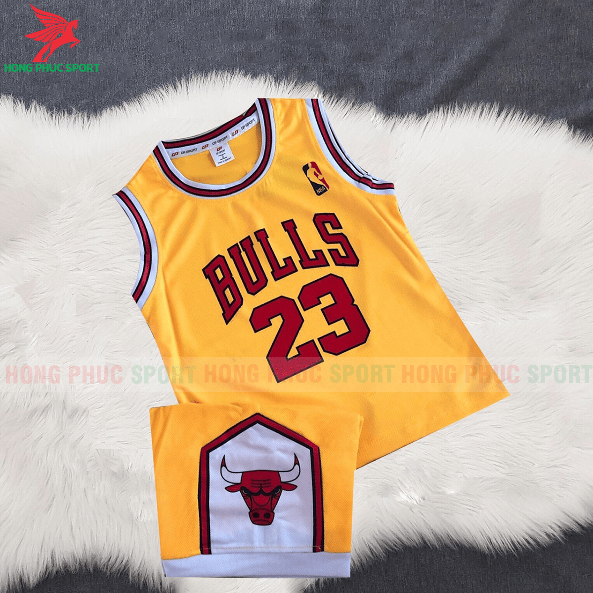 BỘ QUẦN ÁO THI ĐẤU BÓNG RỔ CHO TRẺ EM CP BULLS 2020 MÀU VÀNG