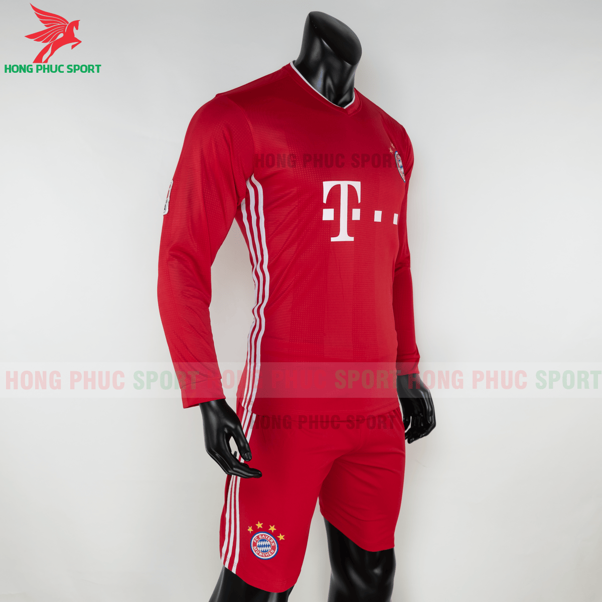 Áo đấu dài tay Bayern Munich 2020 2021 sân nhà (phải)