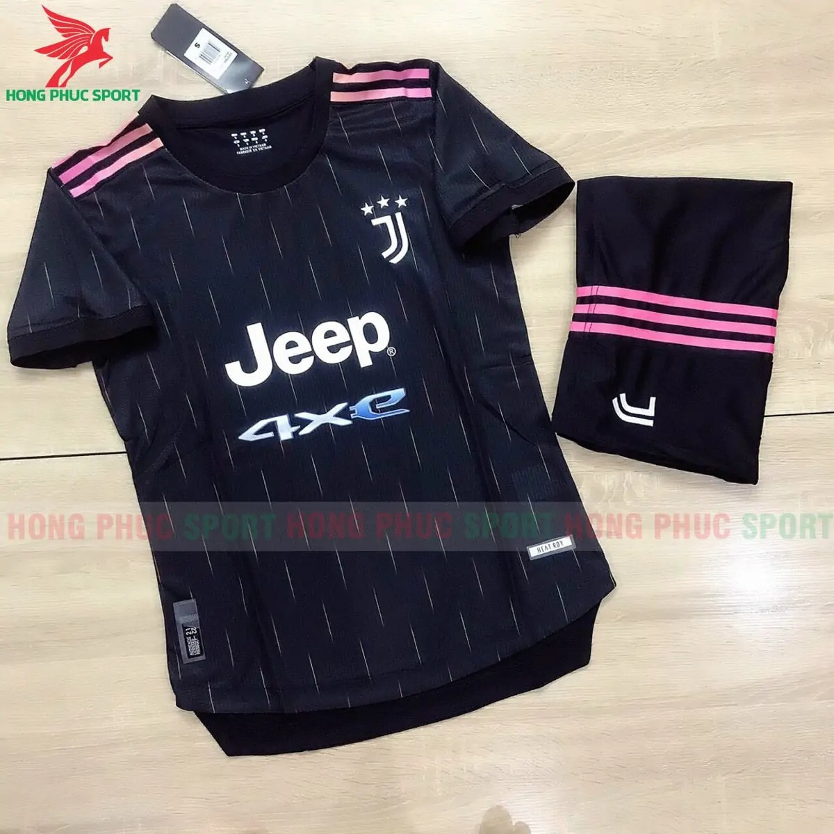 BỘ QUẦN ÁO ĐẤU JUVENTUS 2021 2022 SÂN KHÁCH – HÀNG THAILAND