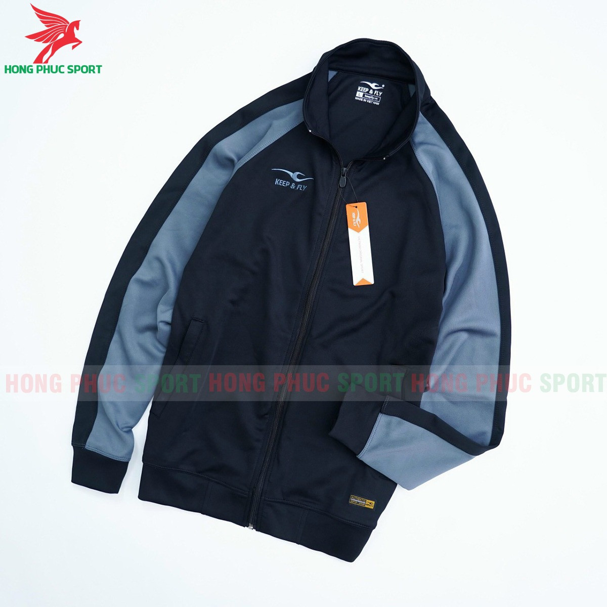 Áo khoác đá banh Keep Fly 2021 màu đen - vải nỉ