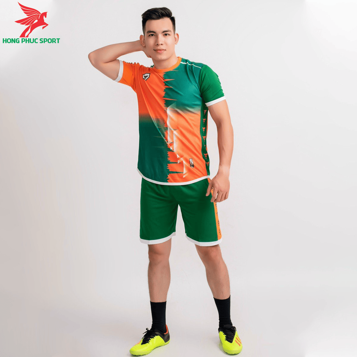 Áo bóng đá không logo TA-A09 màu Xanh lá phối Cam