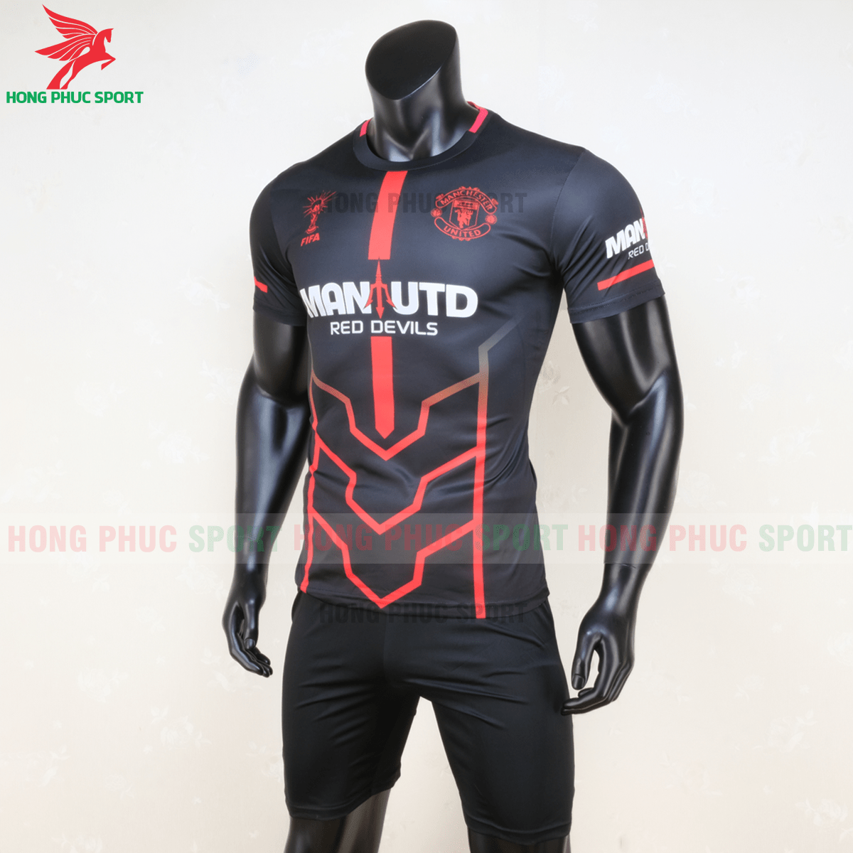 Áo đấu Manchester United phiên bản Fan 4 (trái)