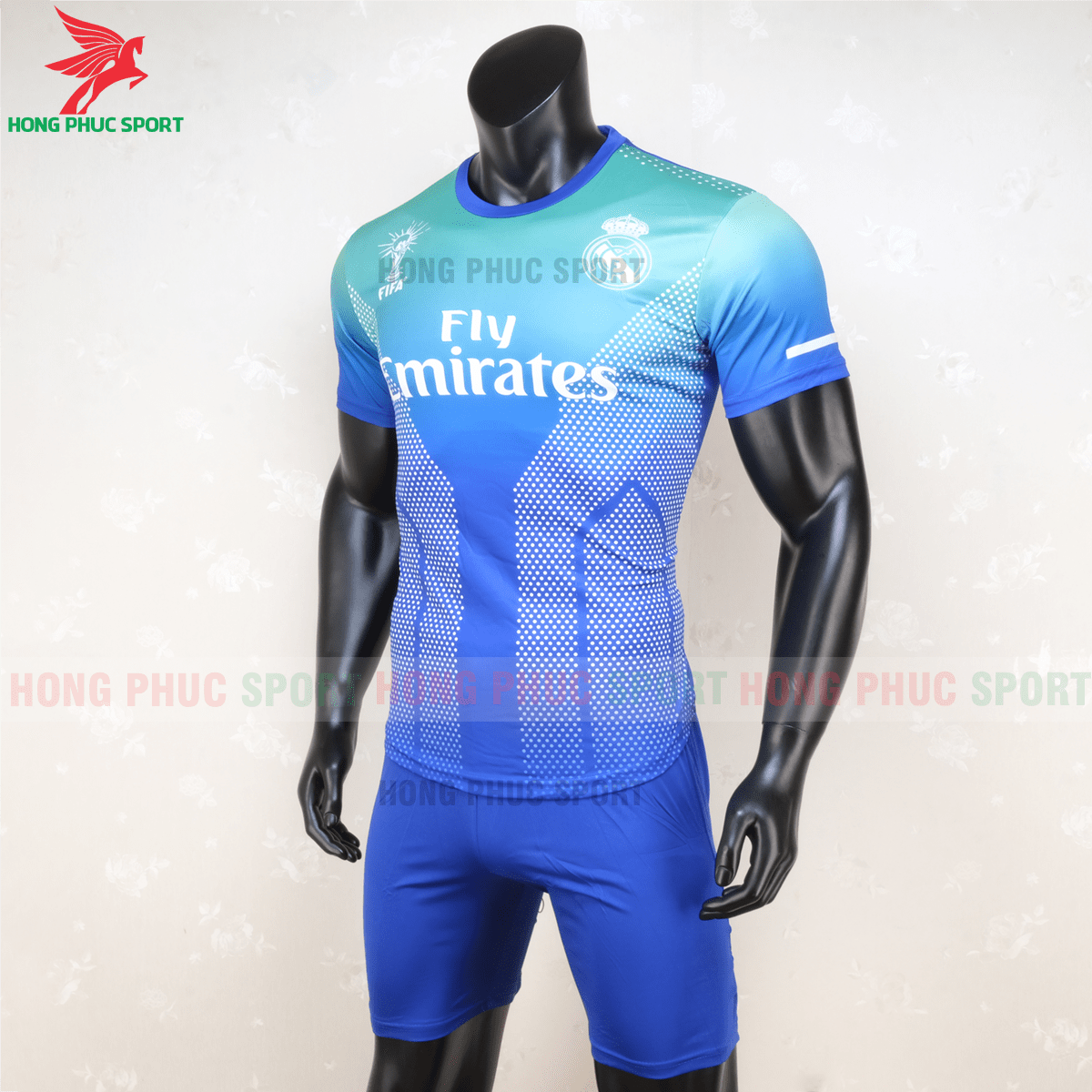 Áo đấu Real Madrid 2020 phiên bản Fan 4 (trái)